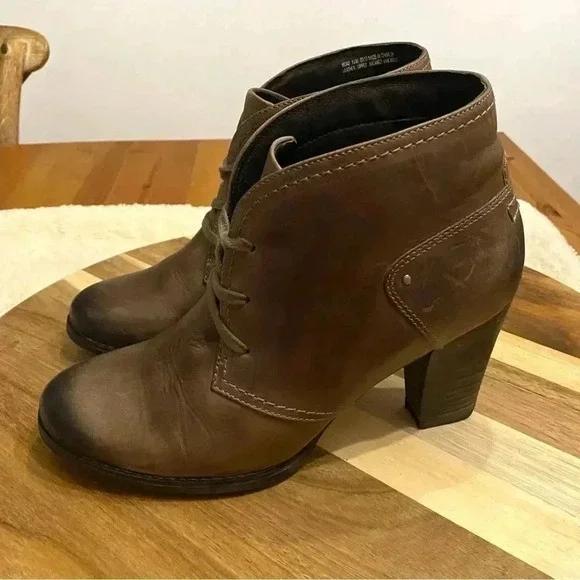 Clarks Artisan Alpine Melt Booties Heel Lace Up Boho Cottagecore Ankle Boots - Picture 5 of 10